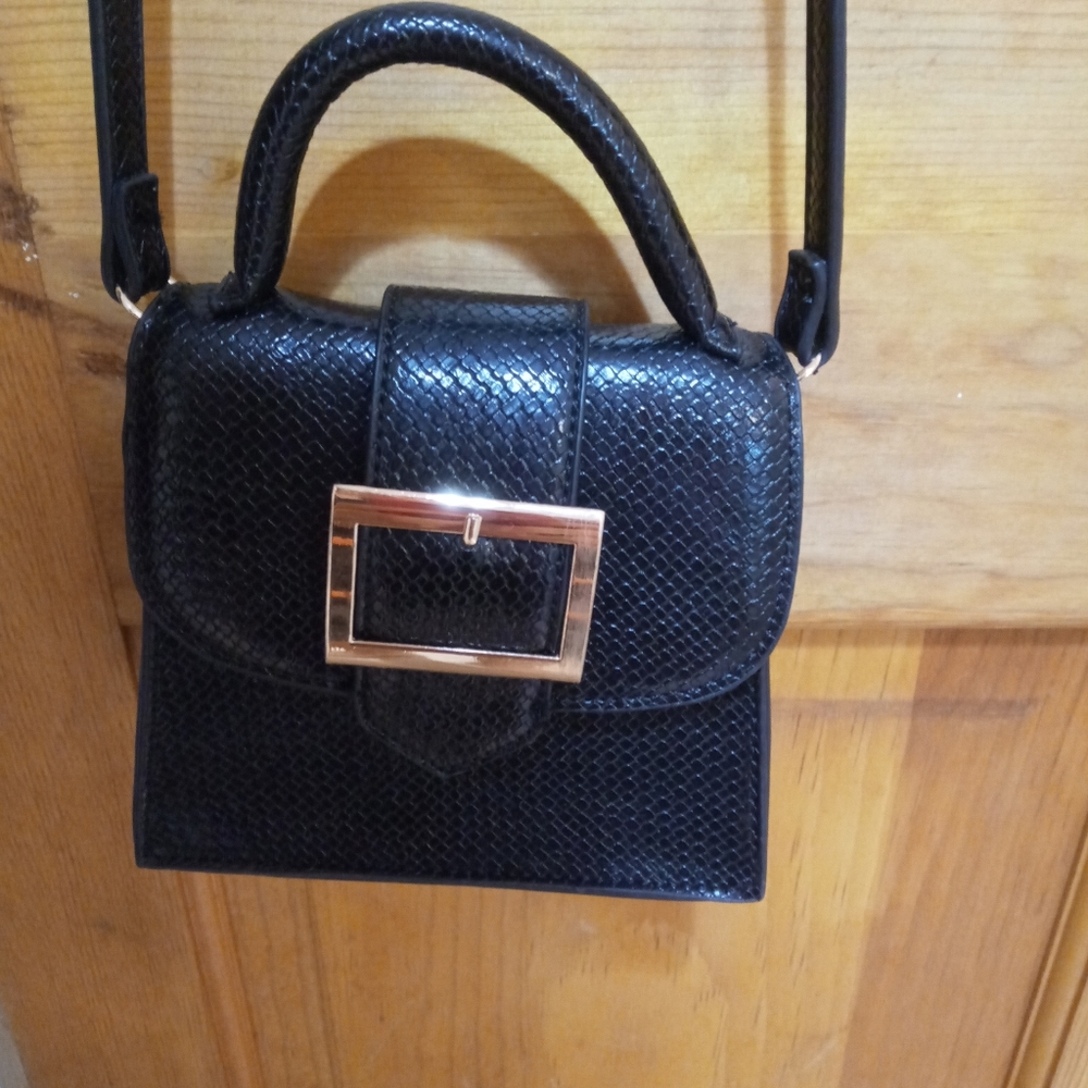 Bag - Picture 2 of 5